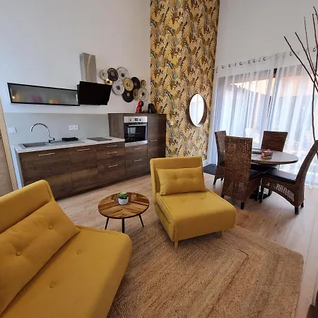 Cosy Dans Demeure De Charme - Laura Thuir